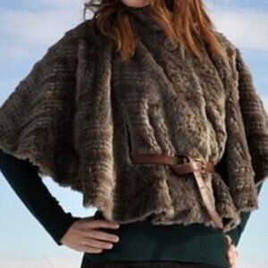 Elegant Women's Faux Fur Cape Jacket